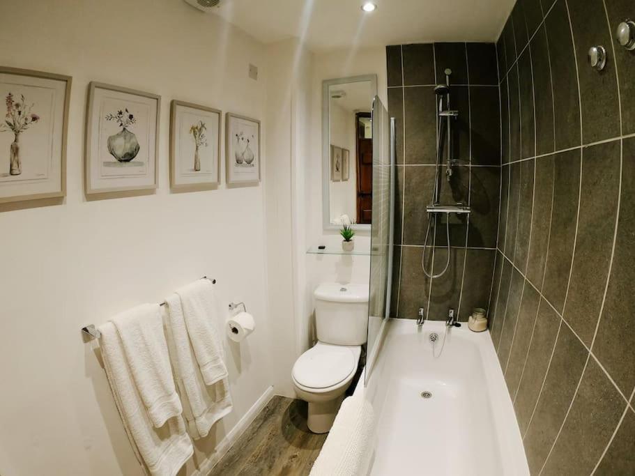 Baker'S Cottage, Urban Spa And Garden Bar Evesham Dış mekan fotoğraf